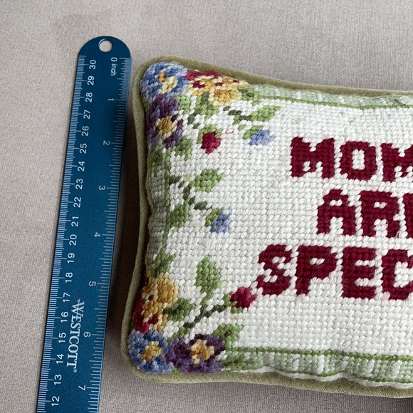 Moms Are Special Embroidered Mini Pillow- like new - Picture 4 of 4